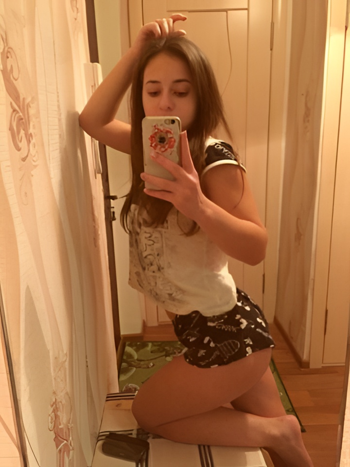 Индивидуалка Юна, доступна для личного знакомства от 1500 руб