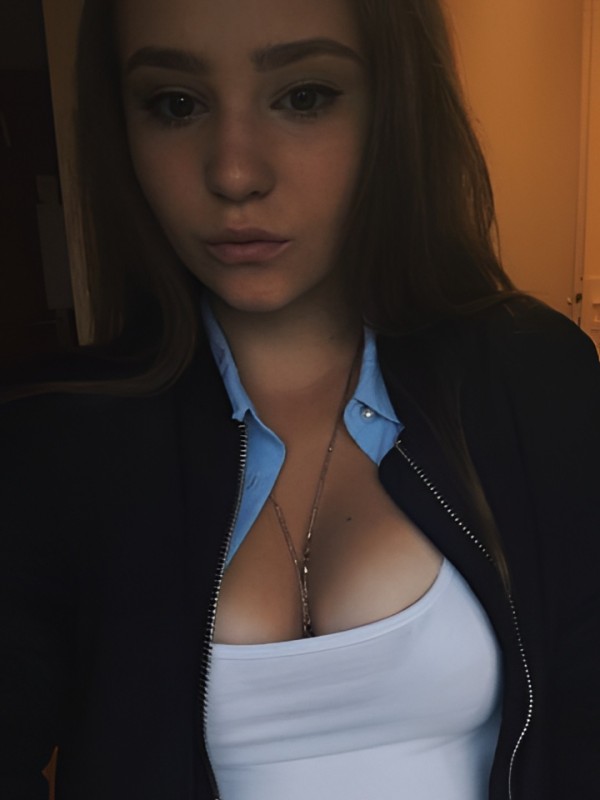 Евлалия привлекательная девушка из Печоры цена от 2500 руб