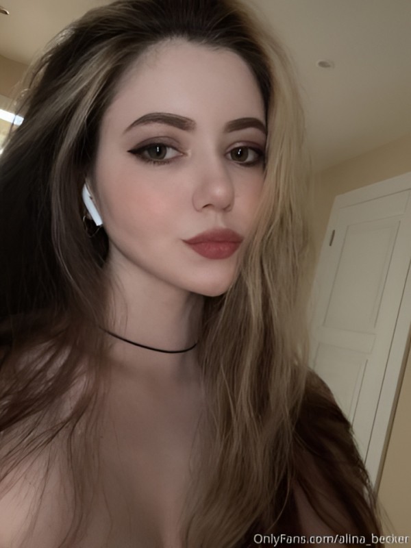 Света привлекательная девушка из Печоры цена от 2000 руб