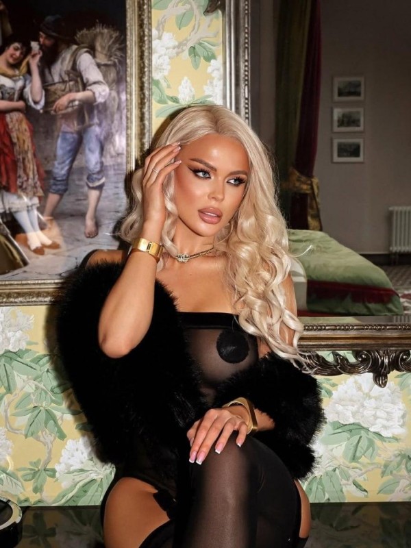 Надежда привлекательная девушка из Печоры цена от 11000 руб